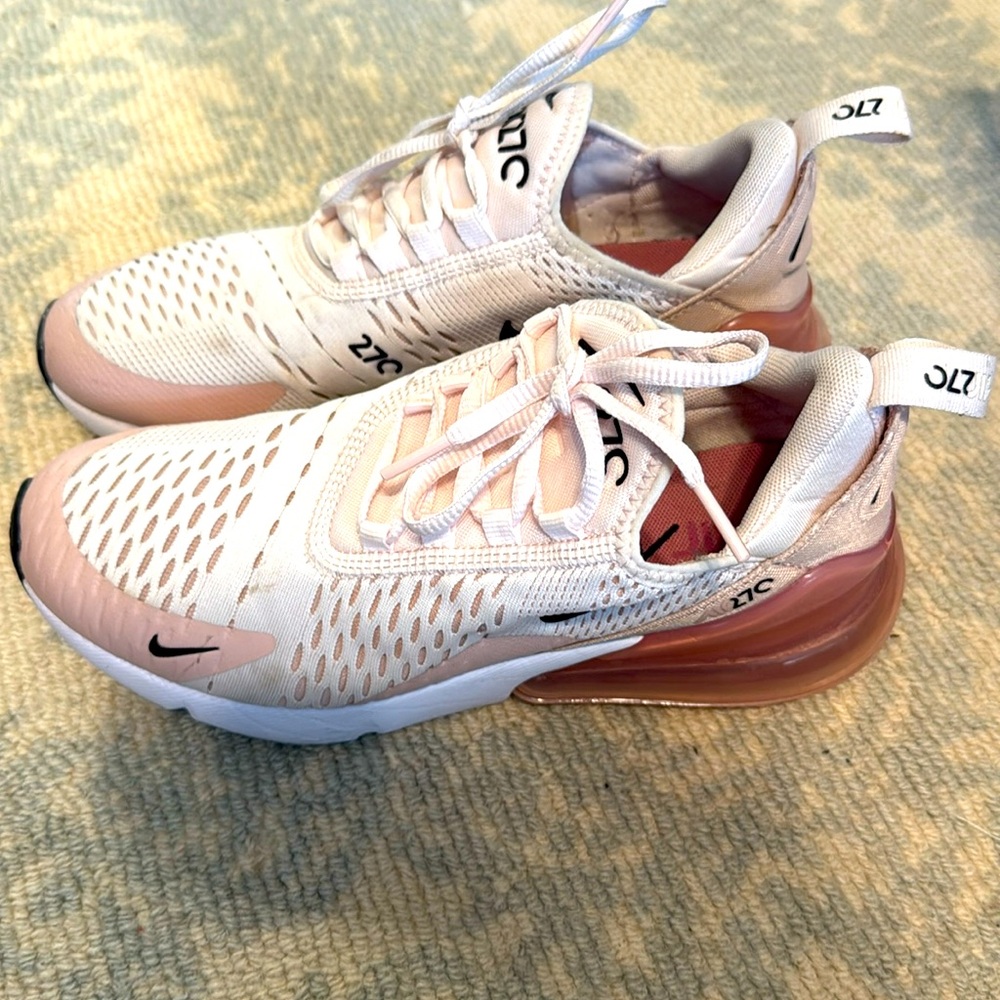 Nike Air Max 270 Women’s Size 6.5